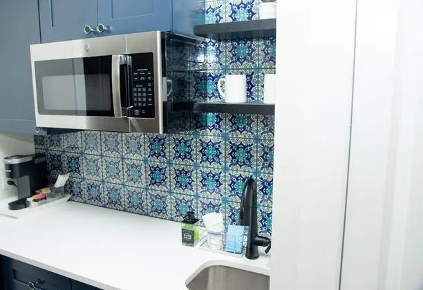 Luxury Stüdyo, 1 En Büyük (King) Boy Yatak, Sigara İçilmez, Küçük Mutfak (Unit 2)