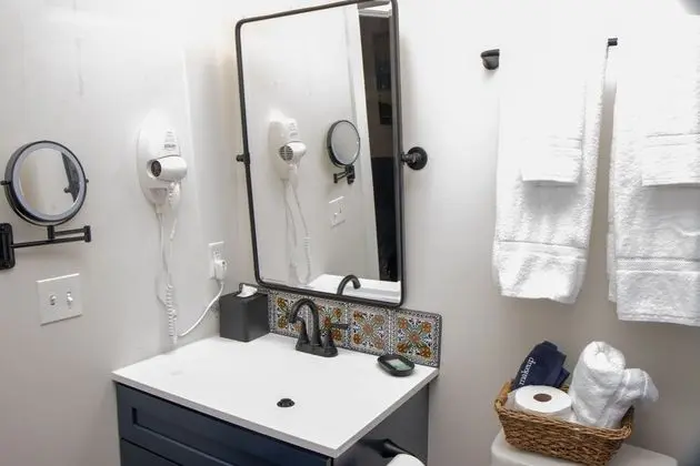 Luxury Stüdyo Süit, 1 Yatak Odası, Sigara İçilmez, Küçük Mutfak (Unit 3)