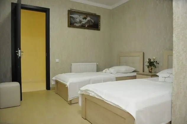 Comfort Tek Büyük veya İki Ayrı Yataklı Oda