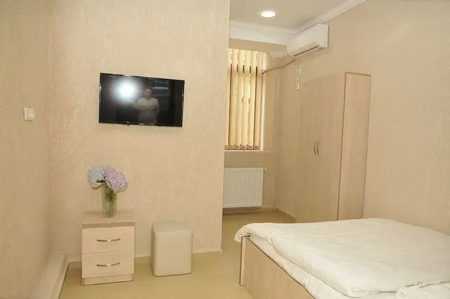 Comfort Tek Büyük Yataklı Oda