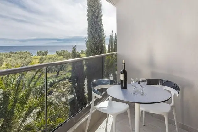 1 Çift Kişilik Veya 2 Tek Kişilik Yatak Side Sea View