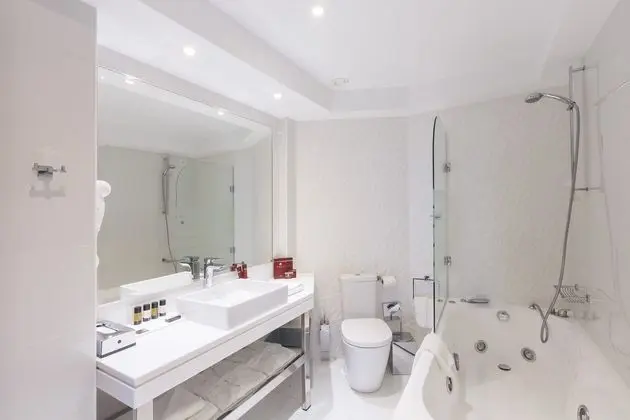 1 Çift Kişilik Veya 2 Tek Kişilik Yatak Side Sea View