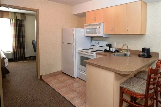 Oda, Birden Çok Yatak, Sigara İçilmez (3 double beds)