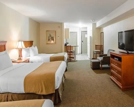 Oda, Birden Çok Yatak, Sigara İçilmez (3 double beds)