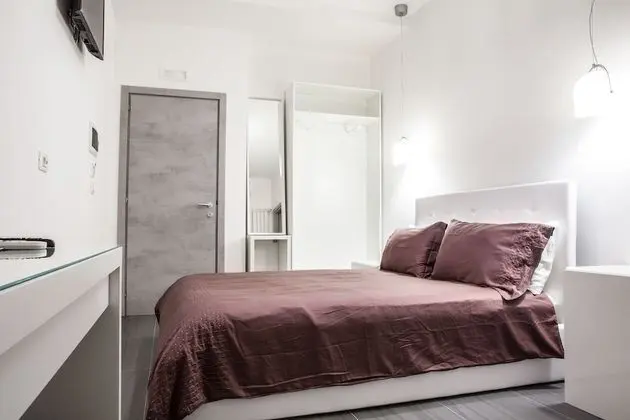 Design Büyük Yataklı Tek Kişilik Oda, 1 Büyük (Queen) Boy Yatak, Banyolu/Duşlu, Köşe