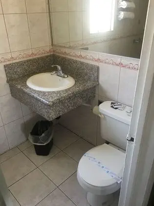 Oda, 2 Büyük (Queen) Boy Yatak, Sigara İçilebilir