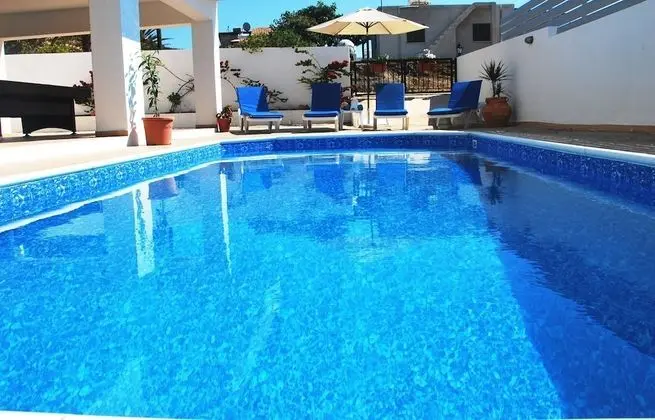 Villa, 5 Yatak Odası, Sigara İçilebilir, Balkon
