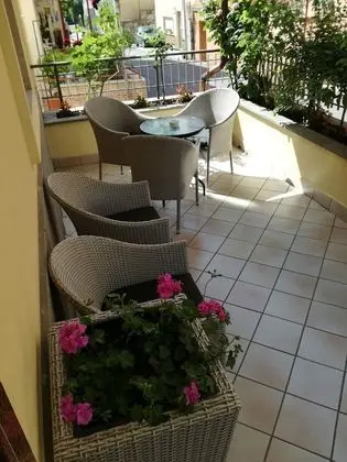 Standard Tek Büyük veya İki Ayrı Yataklı Oda, Sigara İçilmez