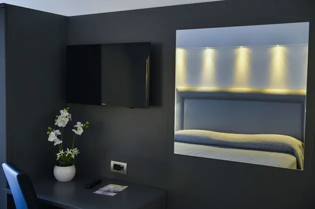 Tek Büyük veya İki Ayrı Yataklı Oda, Balkon