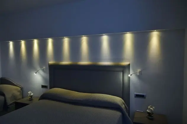 Tek Büyük veya İki Ayrı Yataklı Oda, Balkon