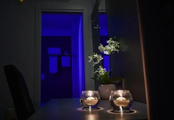 Tek Büyük veya İki Ayrı Yataklı Oda, Balkon