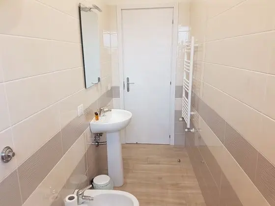 Economy Oda (External bathroom)