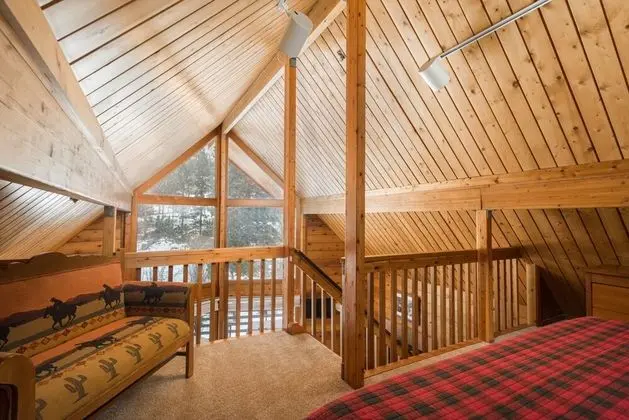 Family Kulübe, Nehir Manzaralı (Riverside Cabin - 2 Story)