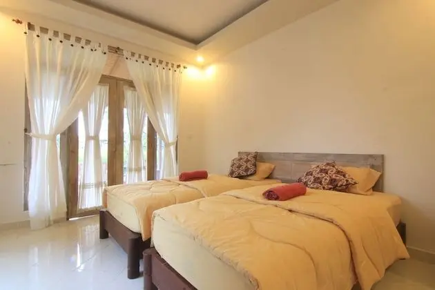 Standard Tek Büyük Yataklı Oda (Garden View)