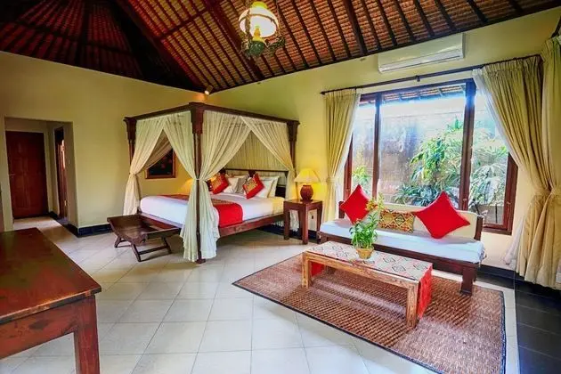 Villa, 3 Yatak Odası, Kişiye Özel Havuzlu