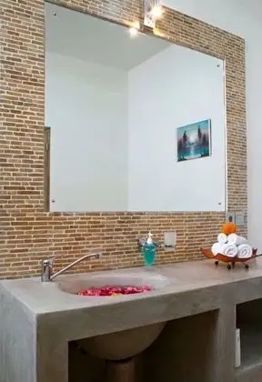 Deluxe Oda, 1 En Büyük (King) Boy Yatak