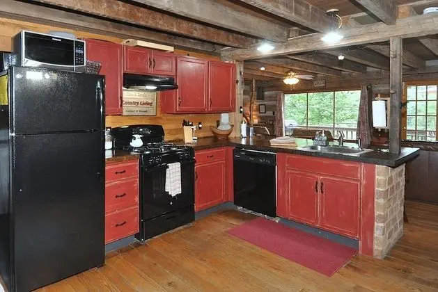 Ev, Birden Çok Yatak (Pondview Cabin)