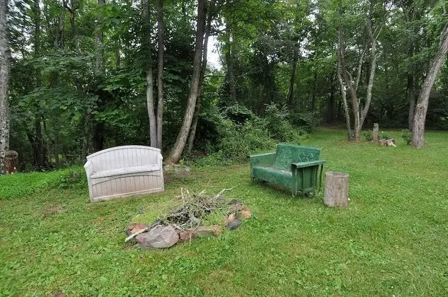 Ev, Birden Çok Yatak (Pondview Cabin)