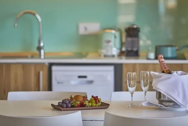 Suite Junior con piscina privada (4 pax)