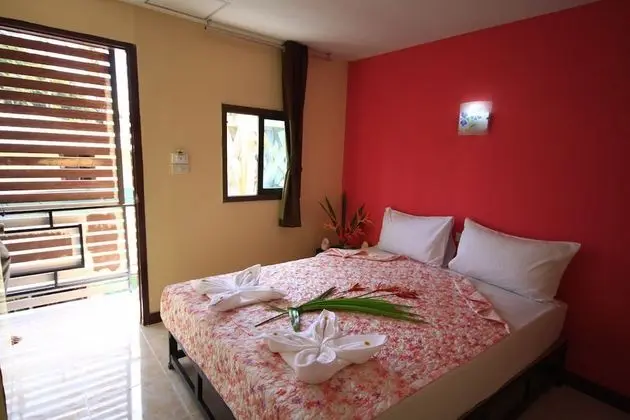 Standard triple room with air condition