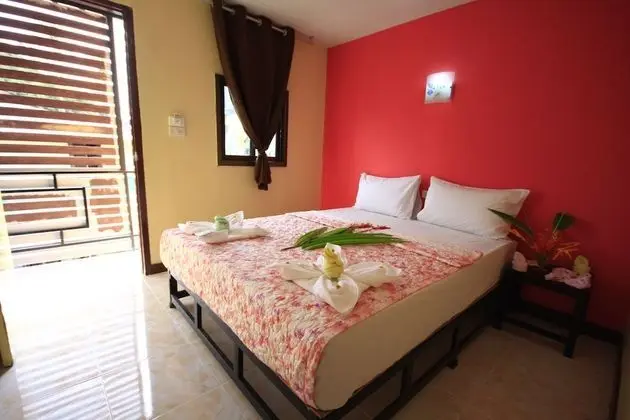 Standard triple room with air condition