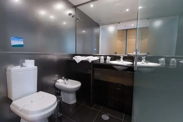 Comfort Tek Büyük veya İki Ayrı Yataklı Oda
