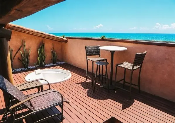Suite Premium com Varanda e Jacuzzi
