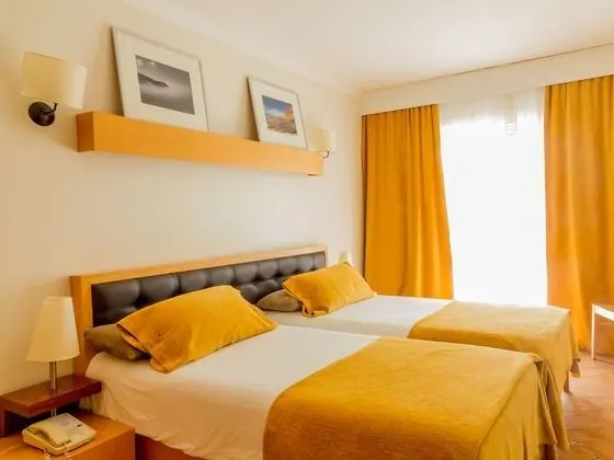 Standard Apart Daire, 2 Yatak Odası, Balkon, Kısmi Deniz Manzarası