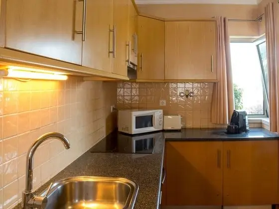 Standard Apart Daire, 2 Yatak Odası, Balkon, Kısmi Deniz Manzarası