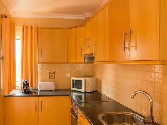 Standard Apart Daire, 2 Yatak Odası, Balkon, Kısmi Deniz Manzarası