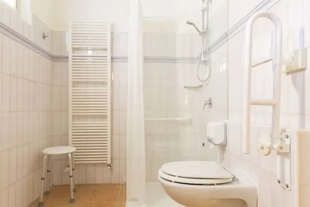 Economy Tek Büyük veya İki Ayrı Yataklı Oda