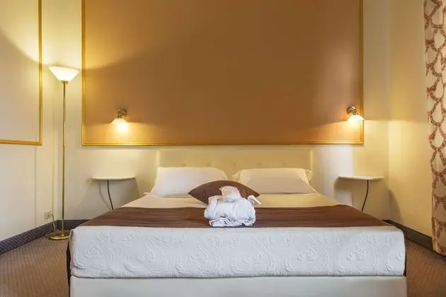 Standard Tek Büyük veya İki Ayrı Yataklı Oda