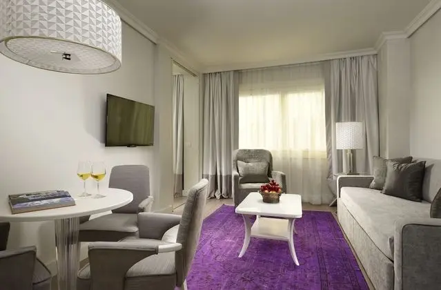 Executive Süit, Sıcak Su Küveti