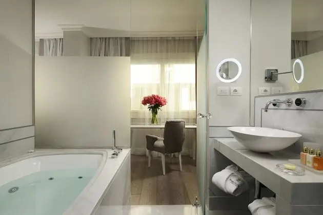 Executive Süit, Sıcak Su Küveti