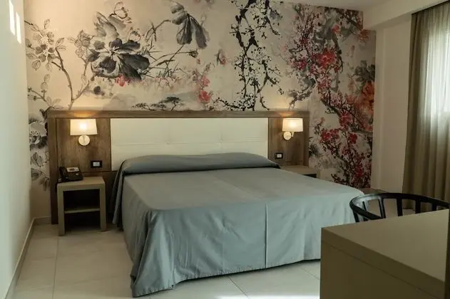 Classic Tek Büyük veya İki Ayrı Yataklı Oda