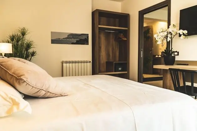 Classic Tek Büyük veya İki Ayrı Yataklı Oda