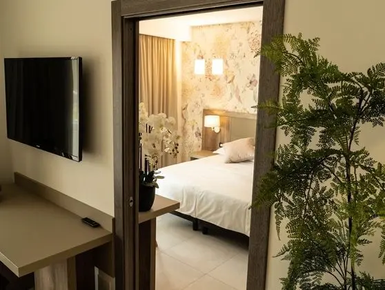 Family Dört Kişilik Oda