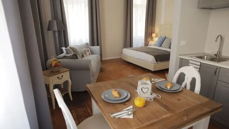 Junior Süit, Kanal Manzaralı