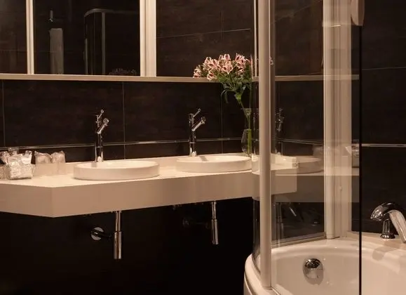 Superior Tek Büyük Yataklı Oda