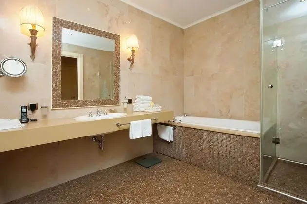 Deluxe Oda, Balkon, Şehir Manzaralı