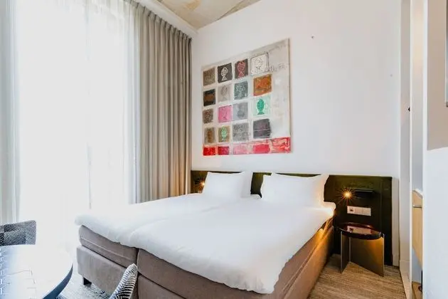 Deluxe Tek Büyük veya İki Ayrı Yataklı Oda, Göl Manzaralı