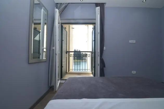 Luxury Apart Daire, Deniz Manzaralı (Grigio)