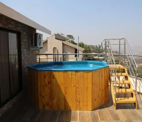 Luxury Süit, Teras (Private Jacuzzi)