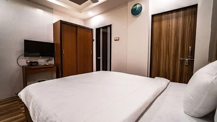 Standard Executive Room
