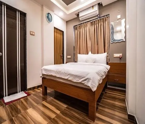 Standard Executive Room
