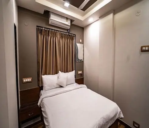 Standard Executive Room