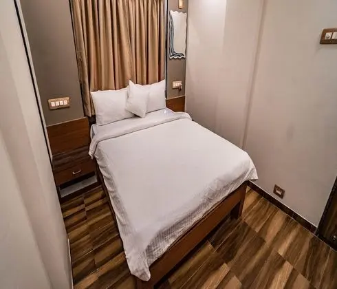 Standard Executive Room
