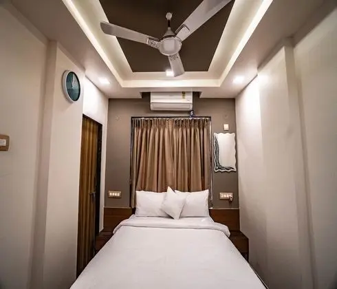 Standard Executive Room
