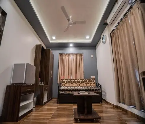 Standard Executive Room