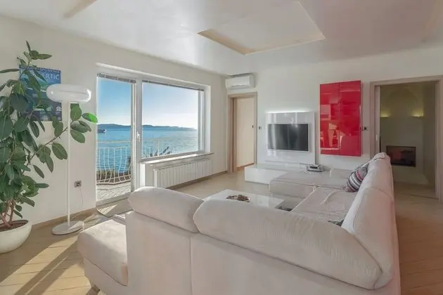 Family Apart Daire, Birden Çok Yatak, Bahçeli (Pool Apartment Debeli Rtič 3)